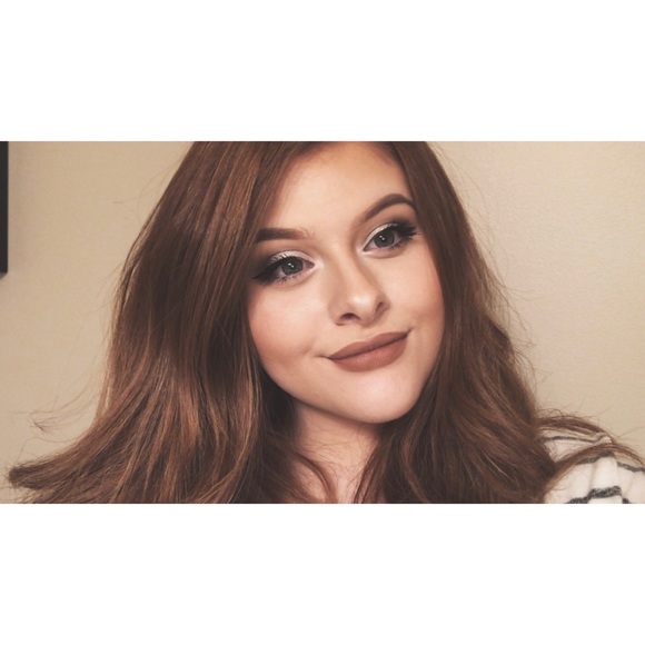 Meet your Posher, Krissy - Picture 1 of 4